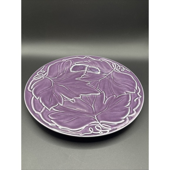 Pfaltzgraff Other - Vintage Pfaltzgraff Merlot Buffet Plate 9" Purple Sculpted Grape Leaves USA